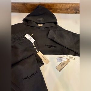 Essentials - Fear of God set 🖤